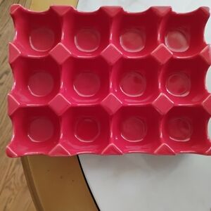 Rachael Ray Egg Holder